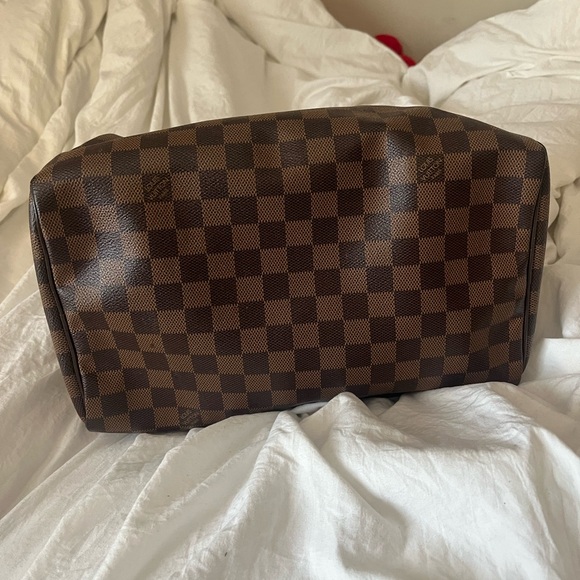 Authentic Louis Vuitton Speedy 30 - Picture 3 of 10
